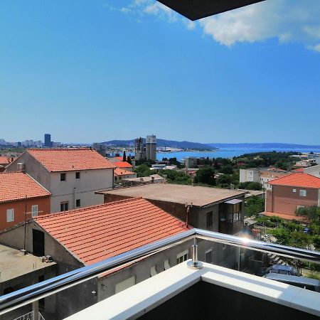 Luxury Apartment Queen Солин Екстериор снимка