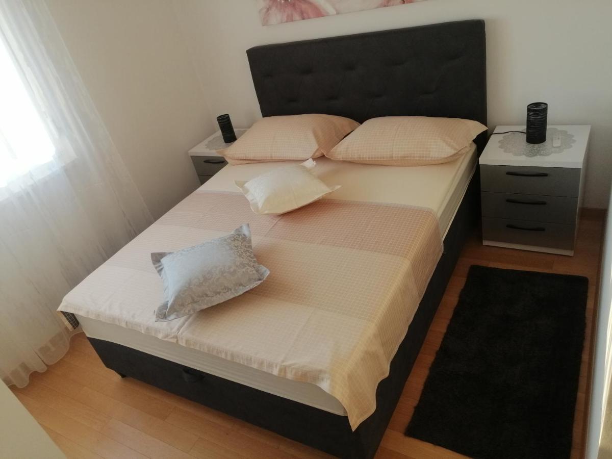 Luxury Apartment Queen Солин Екстериор снимка