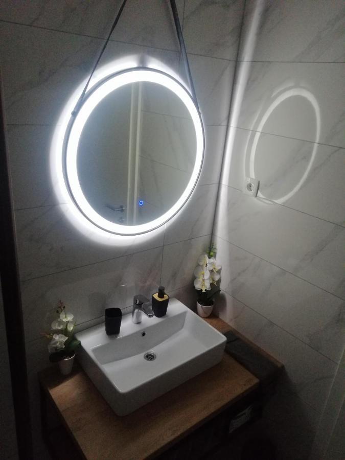 Luxury Apartment Queen Солин Екстериор снимка