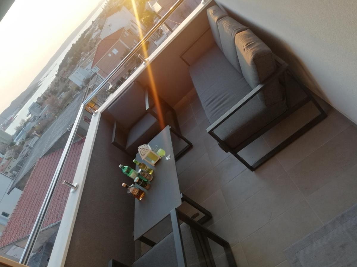Luxury Apartment Queen Солин Екстериор снимка