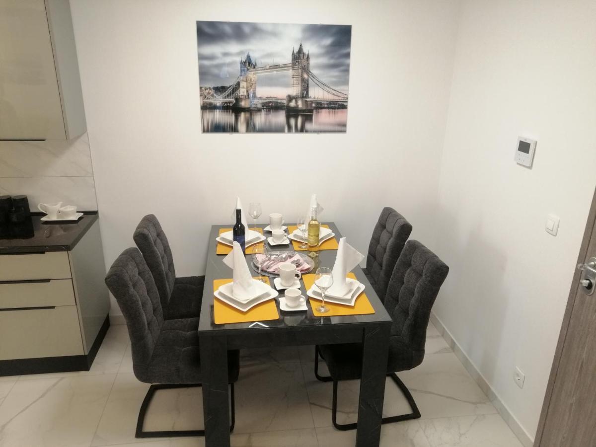 Luxury Apartment Queen Солин Екстериор снимка