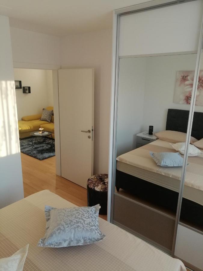 Luxury Apartment Queen Солин Екстериор снимка
