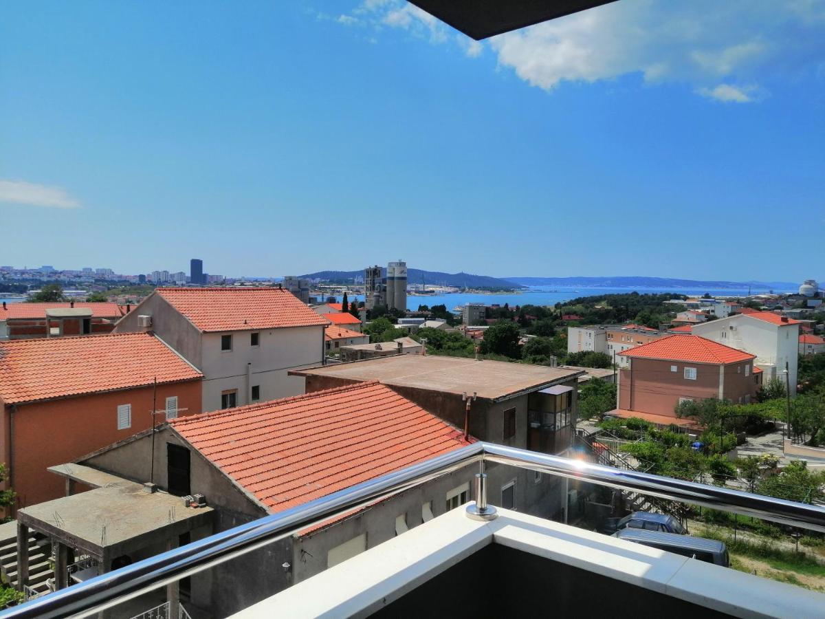 Luxury Apartment Queen Солин Екстериор снимка